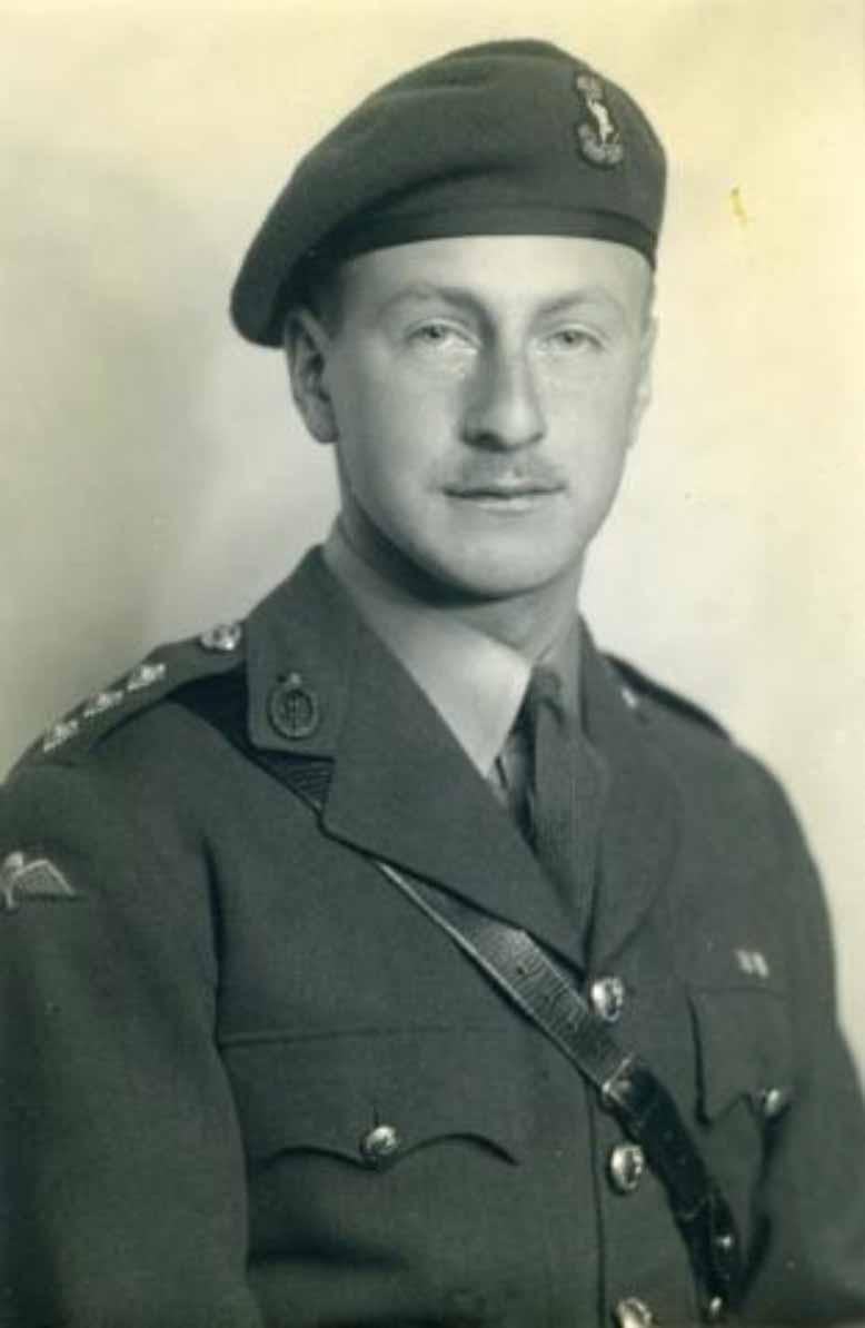 Photo of Lewis Golden in his army uniform